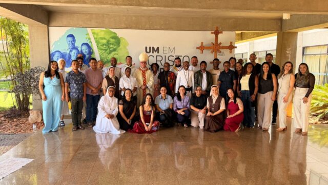 POM celebra Mês Missionário e centenário do Dia das Missões