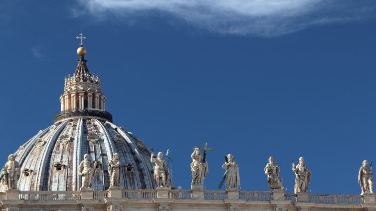 O Papa: mulheres no Vaticano são uma riqueza que deve ser cada vez mais reconhecida e valorizada